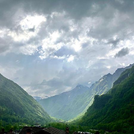 Finestra Sulle Alpi Orobie Valbondione Exterior foto